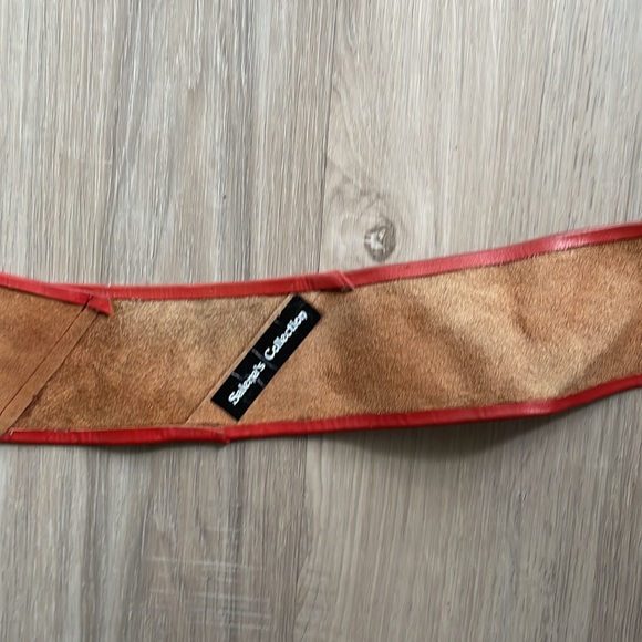 Vintage Salena’s Collection Red Leather Belt with Gemstone Buckle - Picture 9 of 12